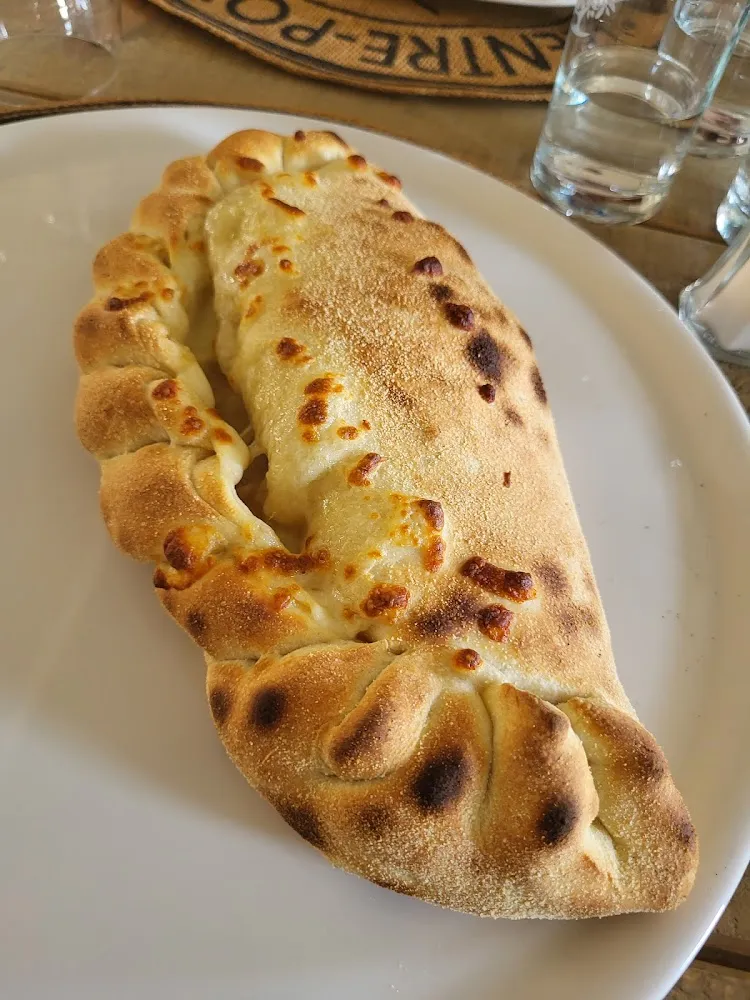 Calzone Classico
