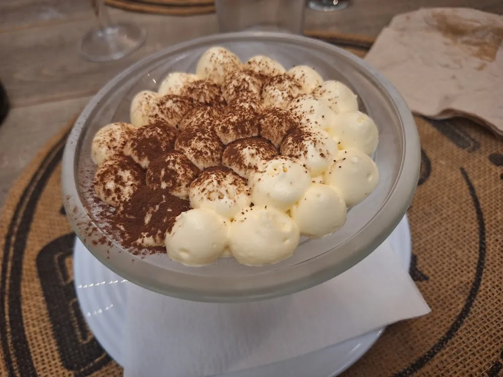 Tiramisu Café